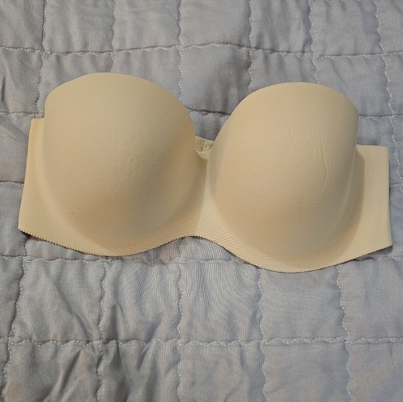 Felina Other - Felina Cream Strapless Bra Intimates Collection Smooth 34C